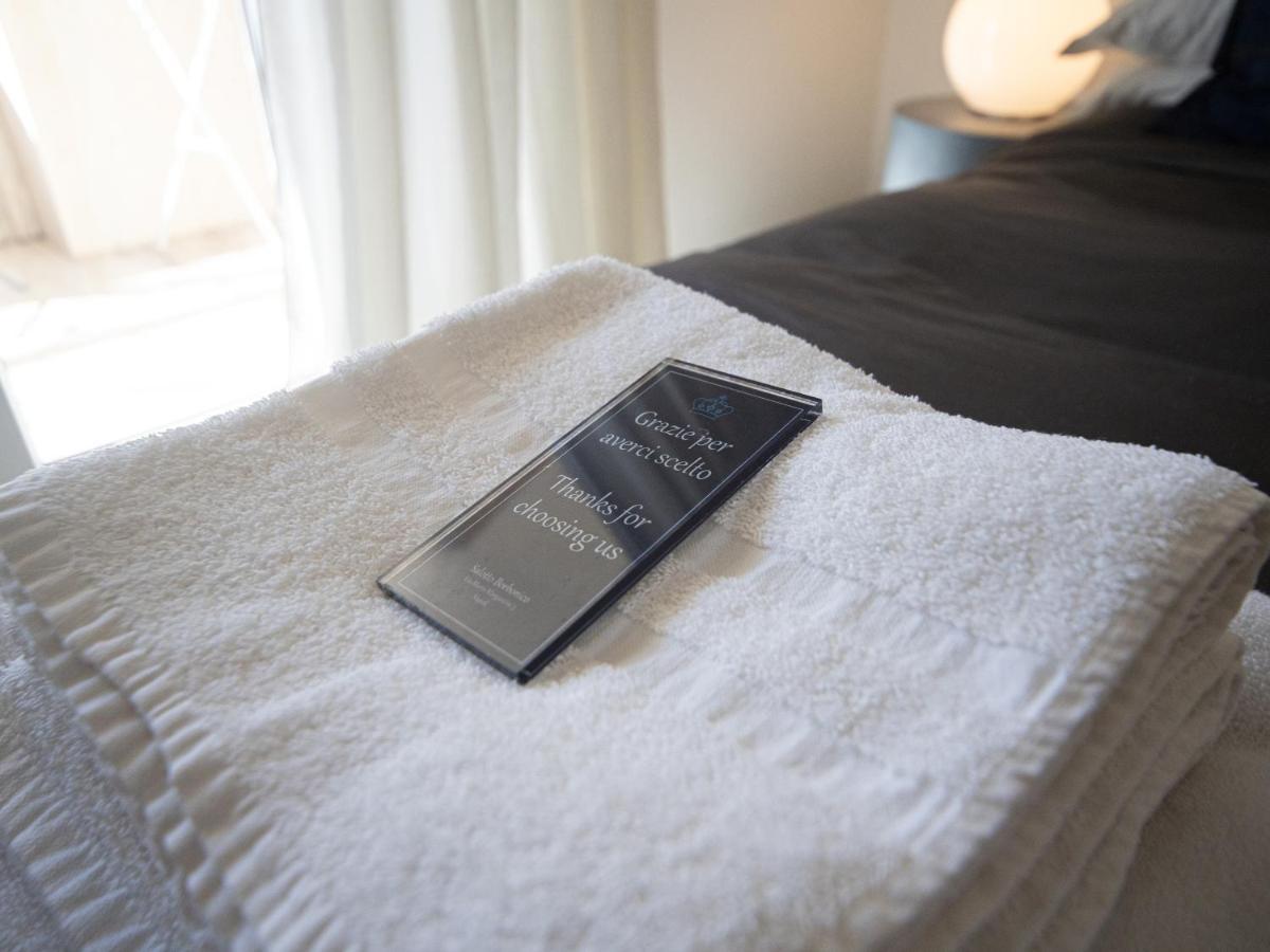 나폴리 Salotto Borbonico B&B 외부 사진