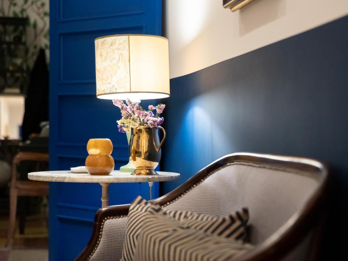나폴리 Salotto Borbonico B&B 외부 사진