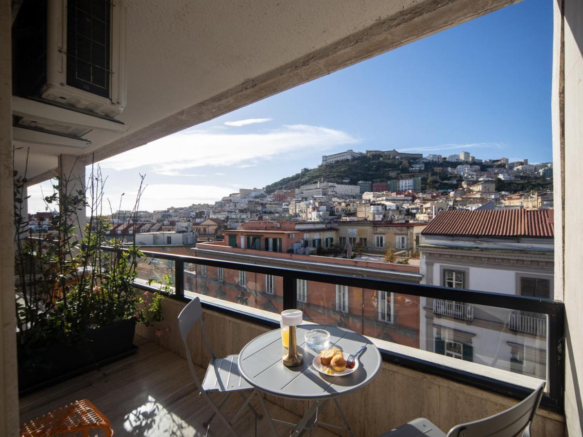 나폴리 Salotto Borbonico B&B 외부 사진